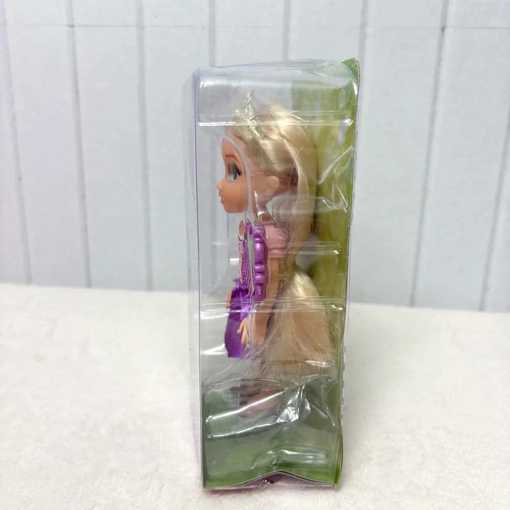 Disney Princess Petite Rapunzel Doll Toy / New‎ with Box